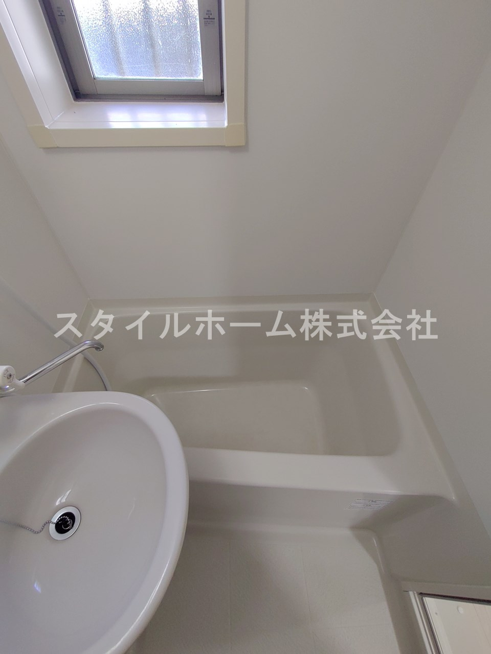 ミューズイン平尾の浴室|同建物内別部屋の写真です。