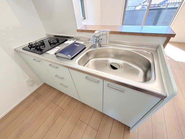 レジデンシャル坂町横浜中央のキッチン