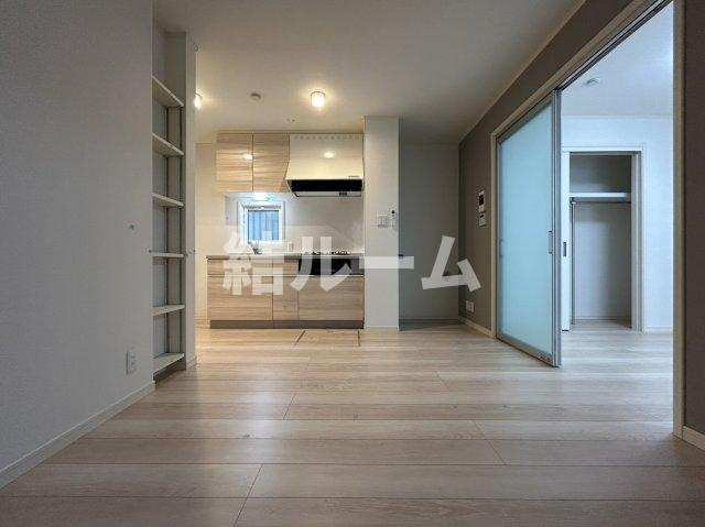 板橋区坂下１丁目のアパートの居間・リビング