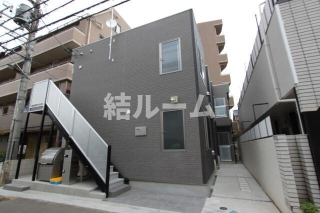 板橋区泉町のアパートの外観