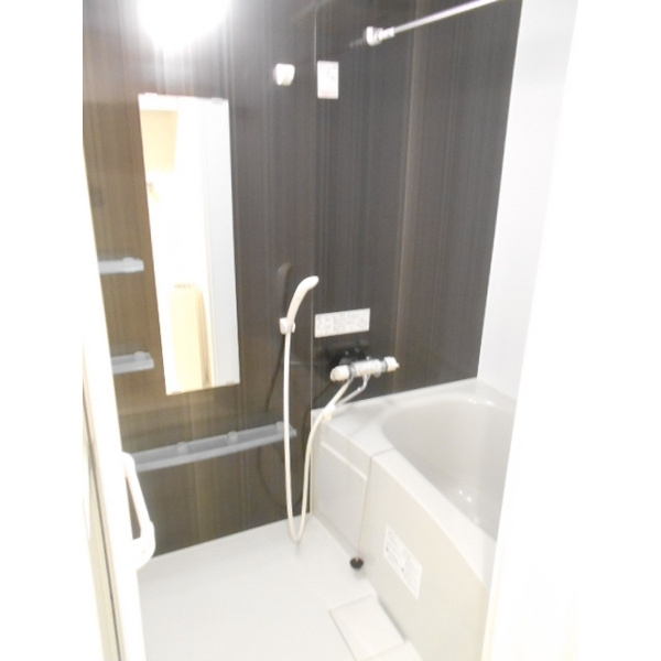 板橋区相生町のアパートの浴室