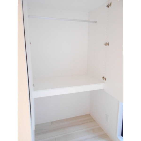 板橋区相生町のアパートの収納