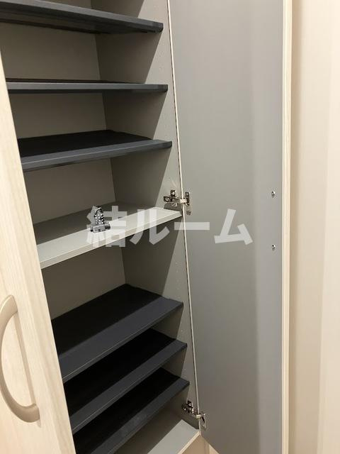 板橋区大谷口１丁目の賃貸マンションの玄関