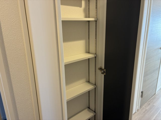 ウィライブ宮前平のその他|廊下収納①