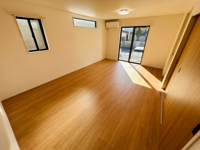 【居間・リビング】