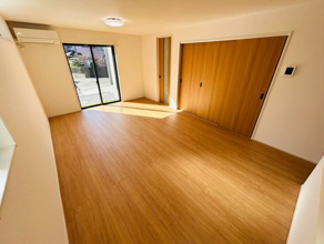 【居間・リビング】