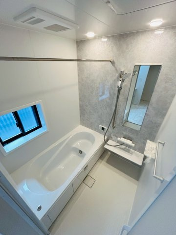 【浴室】