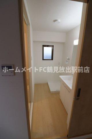 東大阪市稲田新町２丁目の賃貸マンションの洗面所