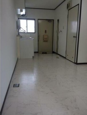 フォーブル上荻の居間・リビング