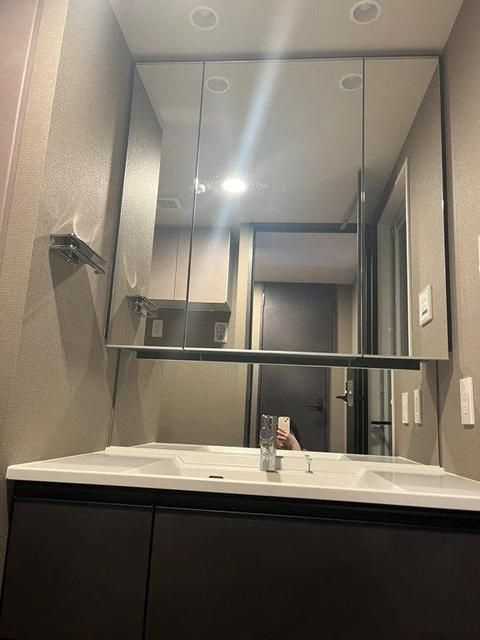 ブランシエスタ目黒中央町の洗面所