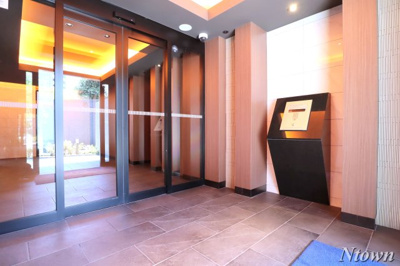 【エントランス】 | プレサンス新栄リベラ | ゆとりのあるエントランスです