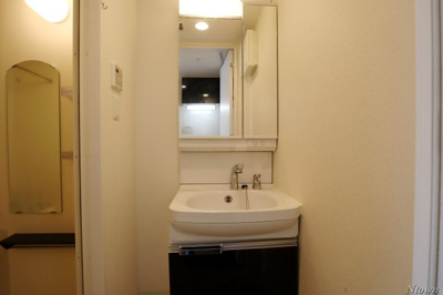 【独立洗面台】 | プレサンス新栄リベラ | 朝の身支度には欠かせない独立洗面化粧台