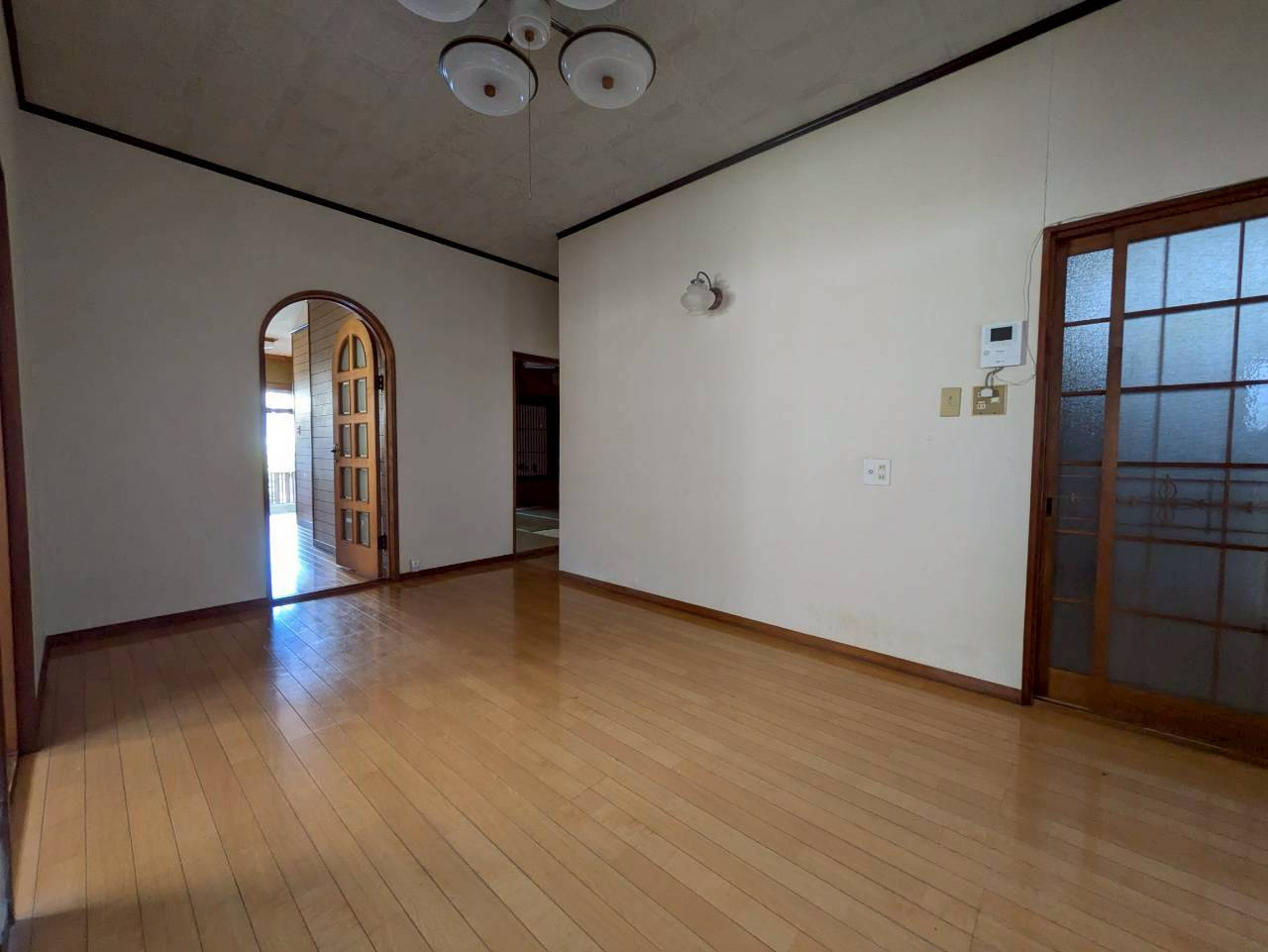 【居間・リビング】