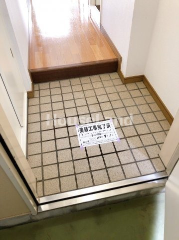 シティガーデン新通の玄関