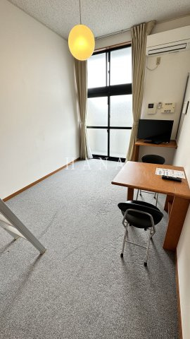 レオパレスJSの居間・リビング