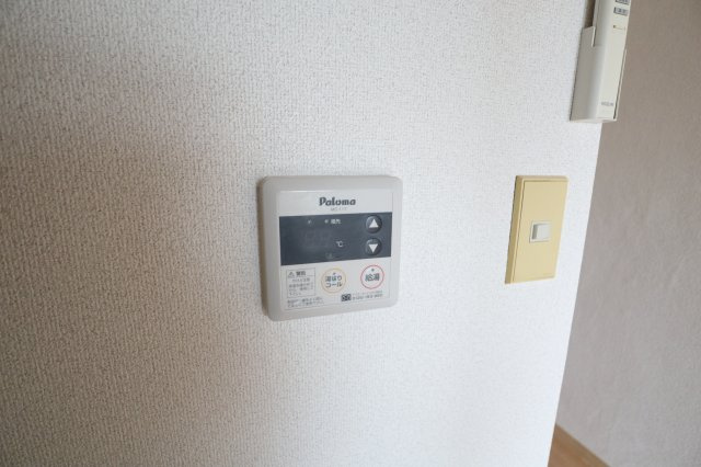 ハイツ大野の居間・リビング