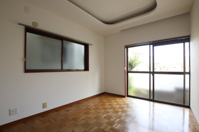 【洋室】 | 山中田町1丁目貸家