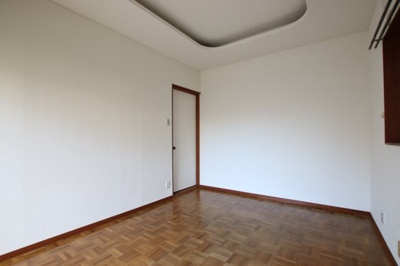 【洋室】 | 山中田町1丁目貸家