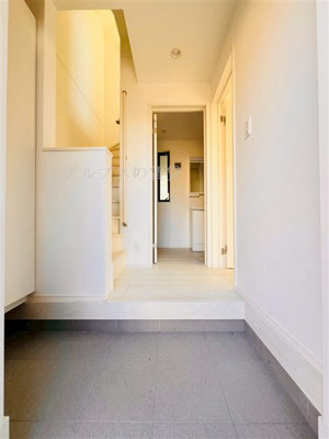 【玄関】 | QLAZO