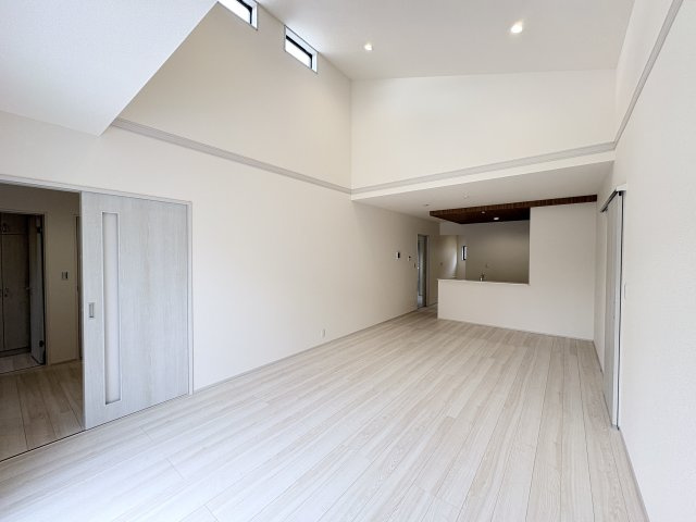 【居間・リビング】 | 熊谷市末広第5  LiveleGarden.s　新築戸建　全2棟　1号棟