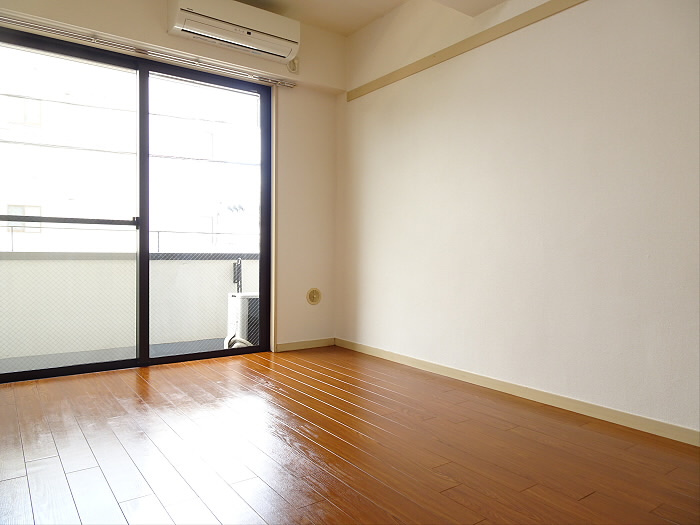 ラベンダー仙川の居間・リビング