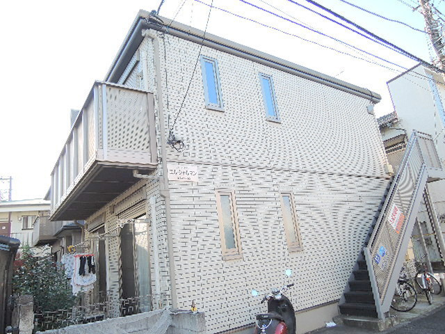 エル・シャルマンのエントランス|セキスイハイム施工でお洒落な外観