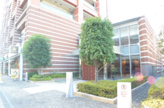 【エントランス】 | スカイレジデンシャルタワーズ ノースウィング　9階 | 防犯面も安心なオートロックマンションで管理人も常駐。