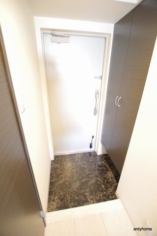 ラフィーネレジデンス　仲介手数料無料の玄関