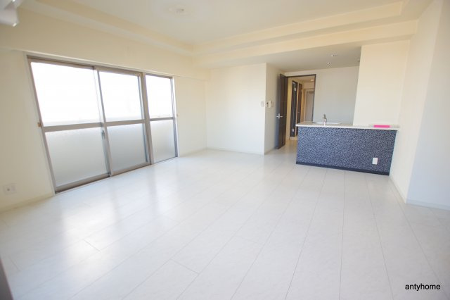 ラフィーネレジデンス　仲介手数料無料の居間・リビング