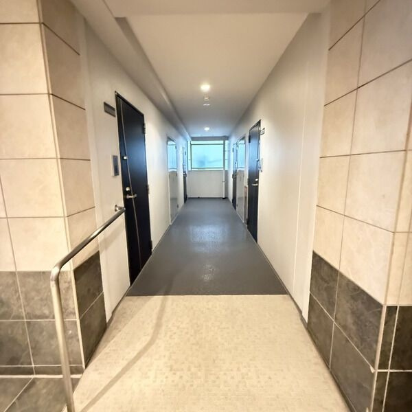 グランルージュ栄 Ⅱのロビー