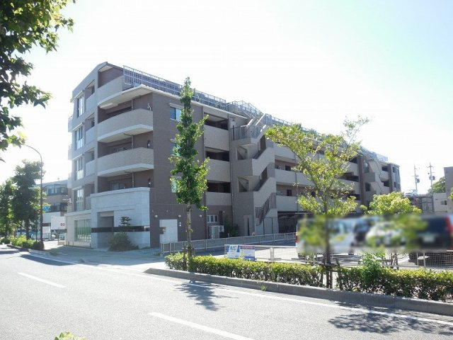 ガーデンハイク守山の外観