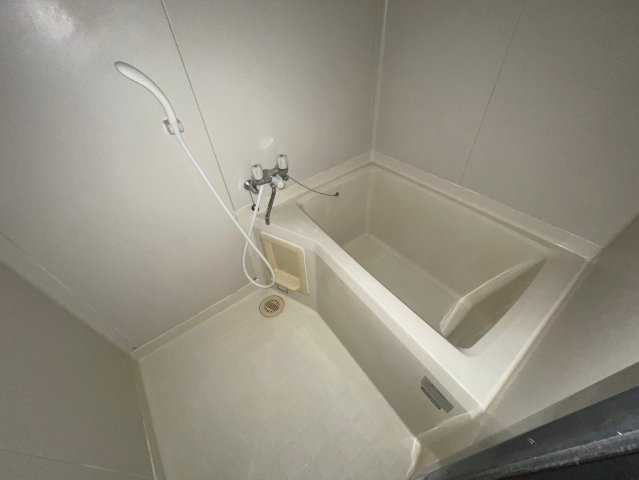 フレグランス六甲道の浴室