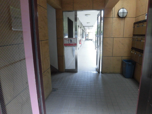 コンフォート野火止のロビー