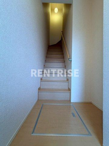 Ｄｅｐａｔｕｒｅ(ﾃﾞﾊﾟﾁｭｰﾙ) Ａの玄関