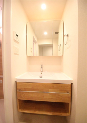 【洗面所】 | セレニテ本町東リアン