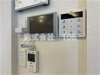 【設備】 | セレスティア荻窪 | 給湯リモコン　太陽光発電パネル