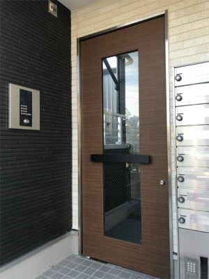 【エントランス】 | グレイス桶川 | エントランスです