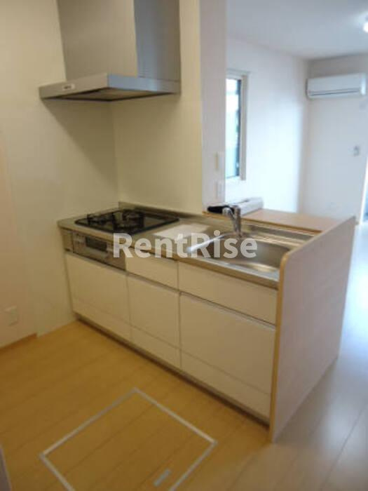 コージーハウス Ｂのキッチン|対面システムキッチン