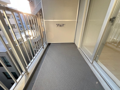 【バルコニー】 | レグノスイート三軒茶屋