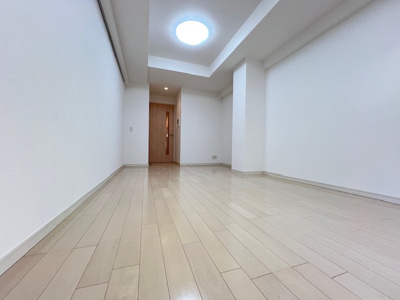 【寝室】 | レグノスイート三軒茶屋