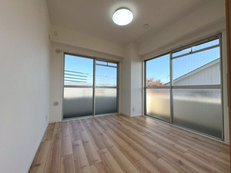 【洋室】 | ルミエール北山