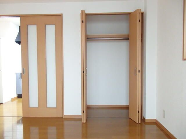 シャルマンドミールの収納