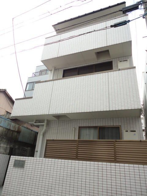 シャルマンドミールの外観