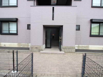 【エントランス】 | ジュネススズキ