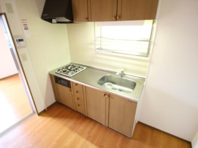 ジュネススズキのキッチン