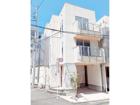 渋谷区代々木　リノベーション中古戸建の外観