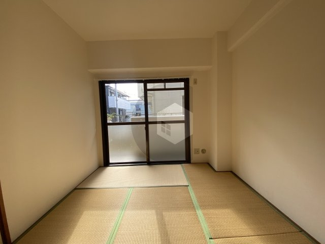 セラヴィ島之内の和室
