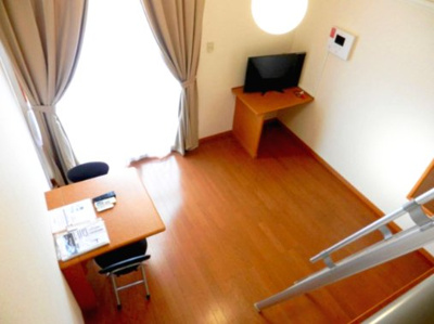 【居間・リビング】 | レオパレスＯＡＳＩＳ | 明るく開放感のあるお部屋