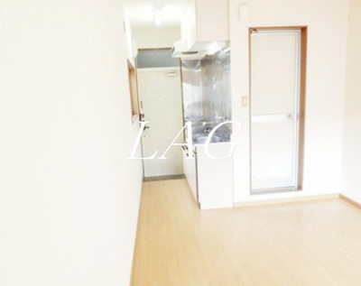 【居間・リビング】 | プレステージ王子本町 | 洋室のお部屋です。