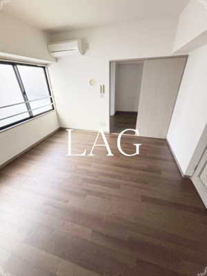 【居間・リビング】 | パレス芙蓉 | 洋室のお部屋です。